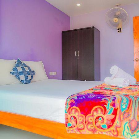 Patumnak Beach Guesthouse Pattaya Dış mekan fotoğraf