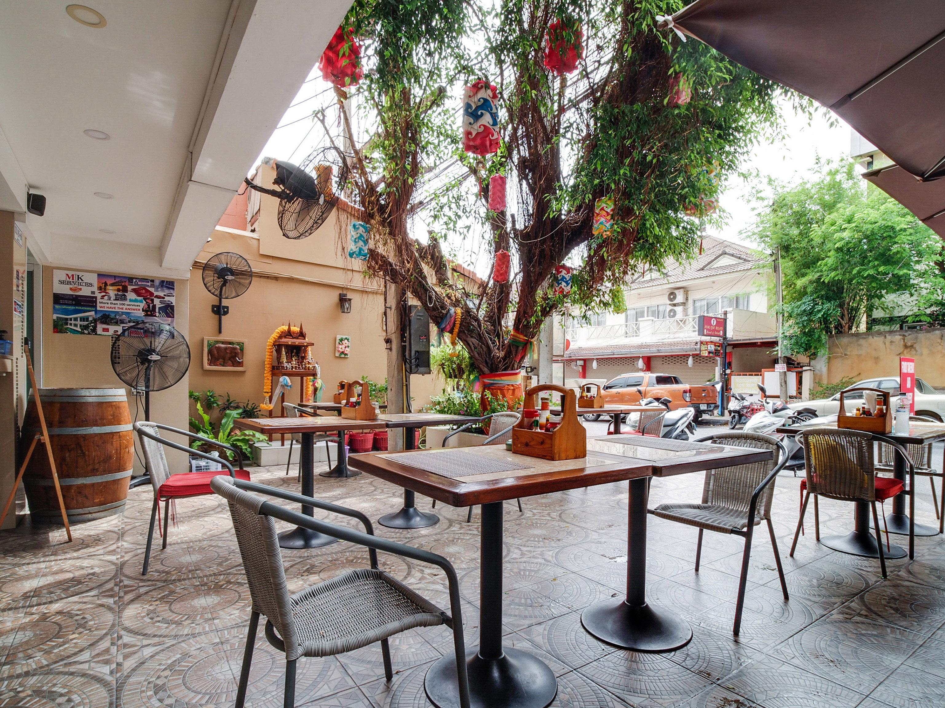 Patumnak Beach Guesthouse Pattaya Dış mekan fotoğraf